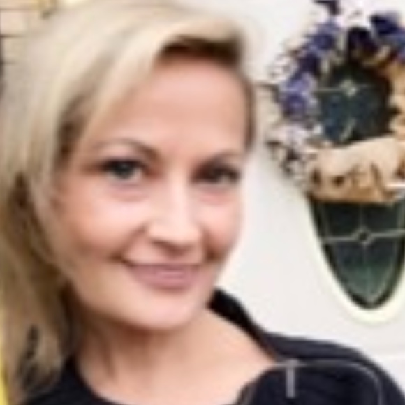 Meet your Posher, Misty - Picture 1 of 1